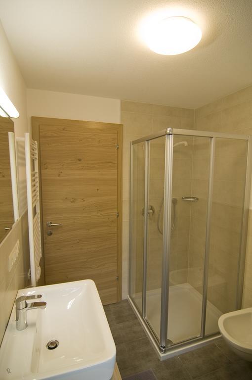 Garni Appartement Alpenresidence Cadipietra Ruang foto